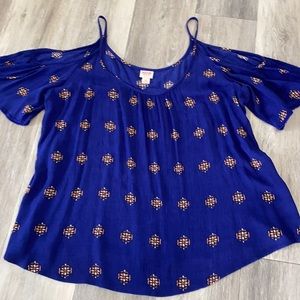 Women’s cold shoulder shirt blouse size XXL